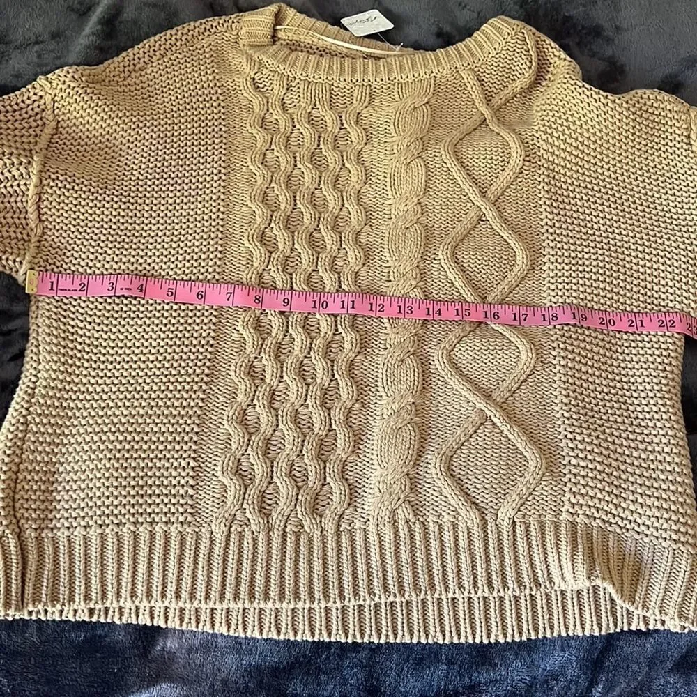 🆕Free People cable knit sweater camel M